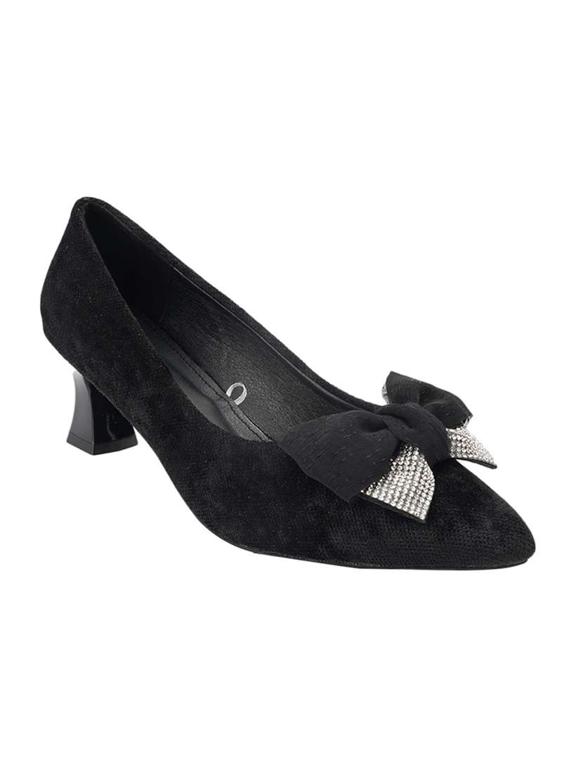 women slip on pump - 22187117 -  Standard Image - 1