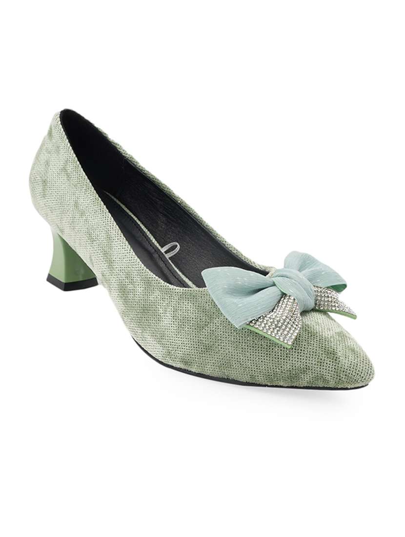 women slip on pump - 22187119 -  Standard Image - 1