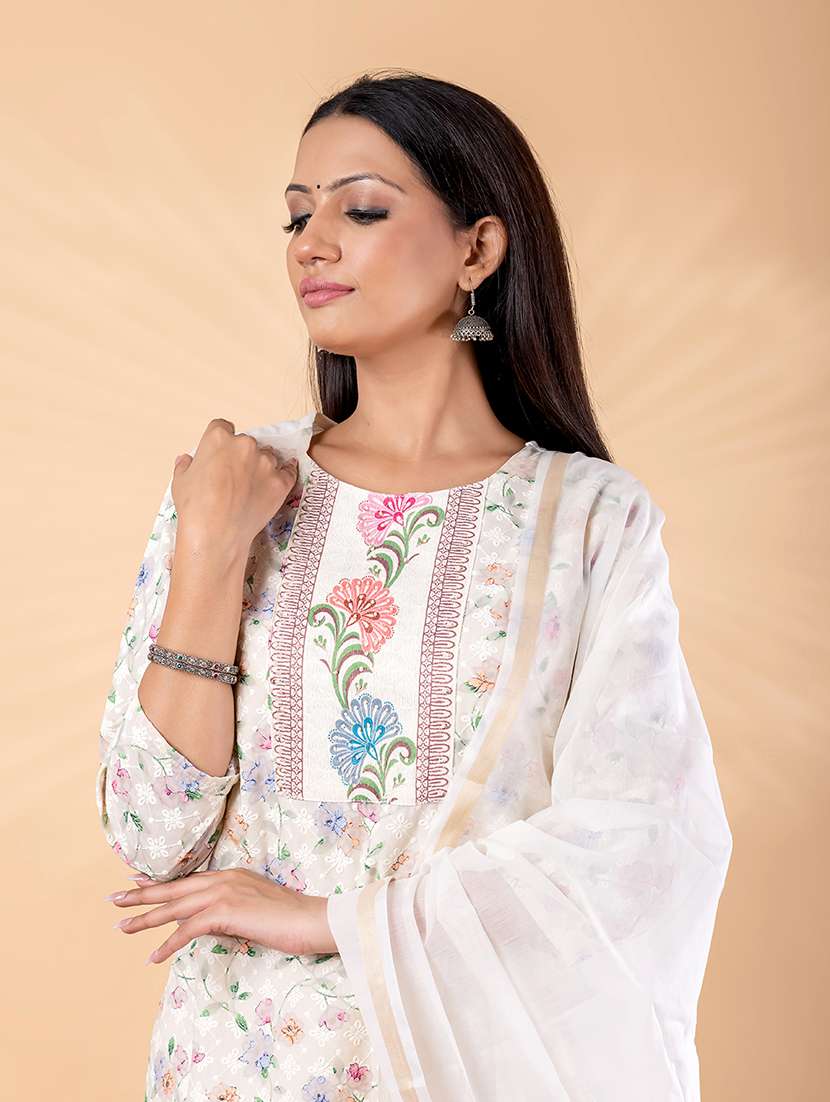 women floral printed three quarter sleeve kurta pant with dupatta set - 22187403 -  Standard Image - 4