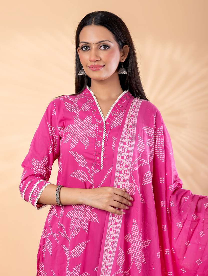 women printed three quarter sleeve kurta pant with dupatta set - 22187413 -  Standard Image - 4