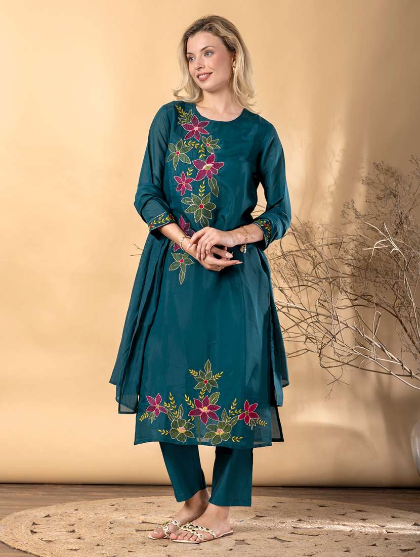 women solid with work three quarter sleeve kurta pant with dupatta set - 22187442 -  Standard Image - 1