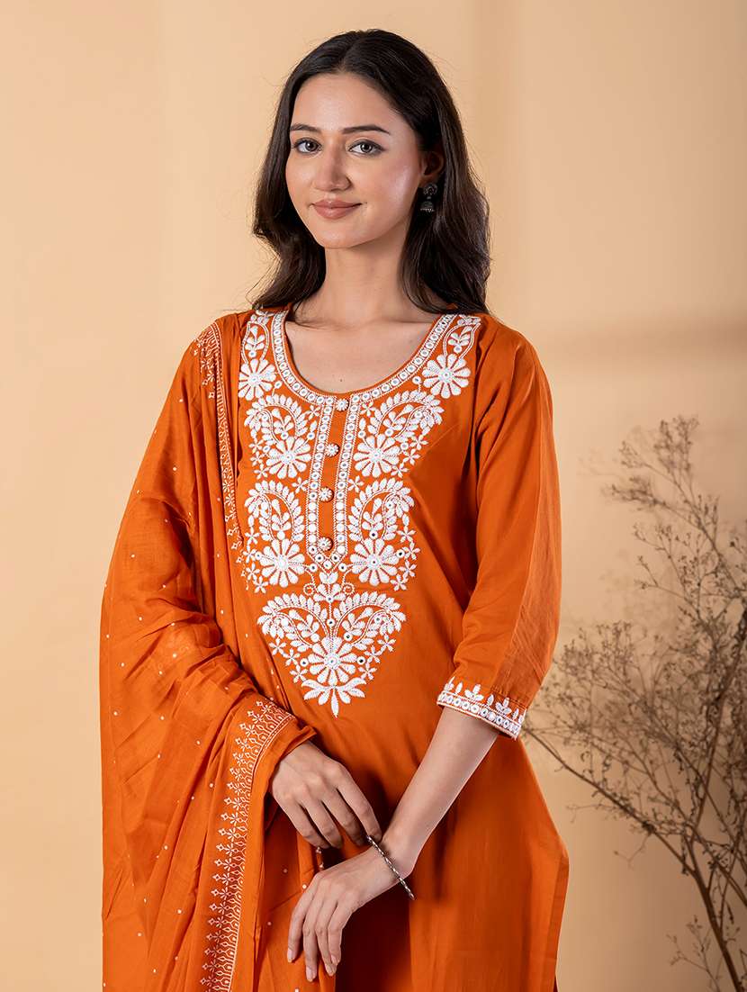 women solid with work three quarter sleeve kurta pant with dupatta set - 22187468 -  Standard Image - 4