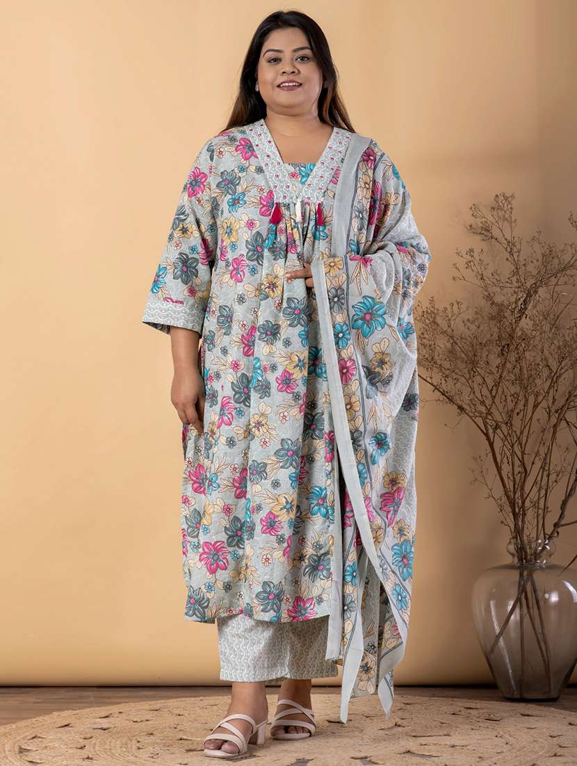 women plus size three quarter sleeve kurta pant with dupatta set - 22187474 -  Standard Image - 1