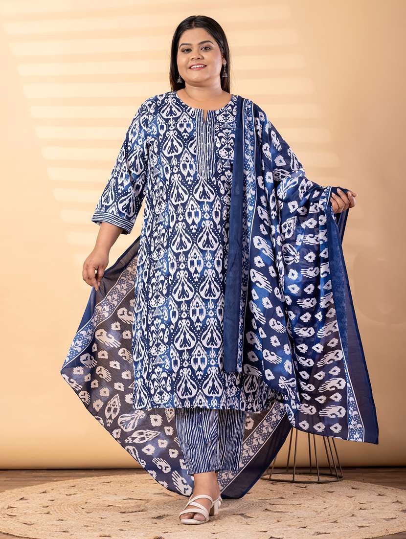 women plus size three quarter sleeve kurta pant with dupatta set - 22187526 -  Standard Image - 1
