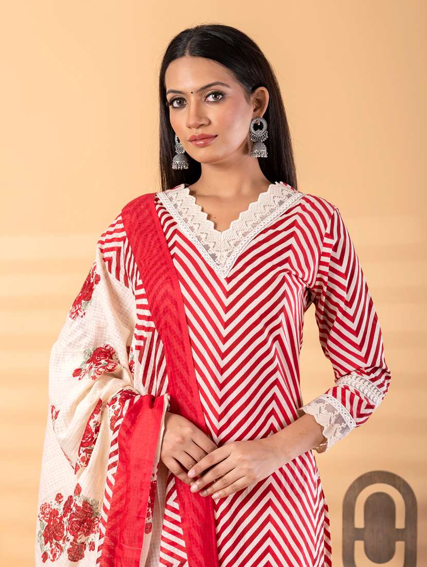 women chevron three quarter sleeve kurta pant with dupatta set - 22187528 -  Standard Image - 4