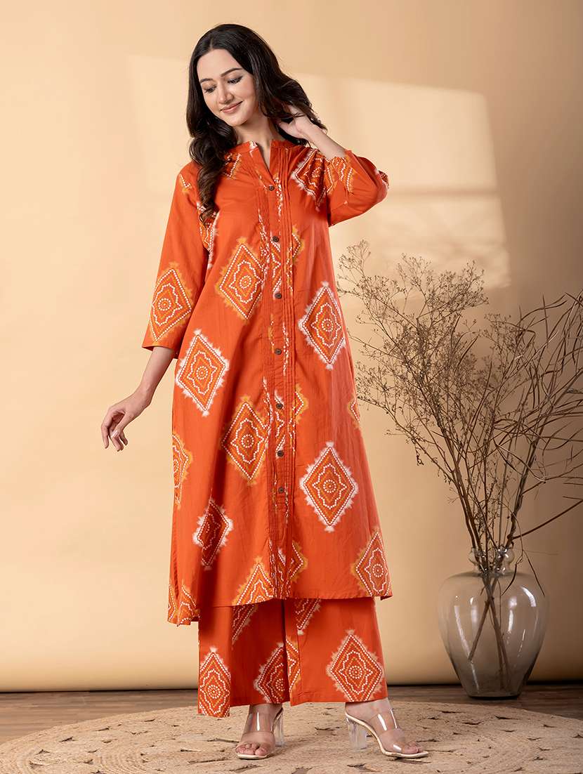 women bandhani printed three quarter sleeve kurta palazzo set - 22187547 -  Standard Image - 1