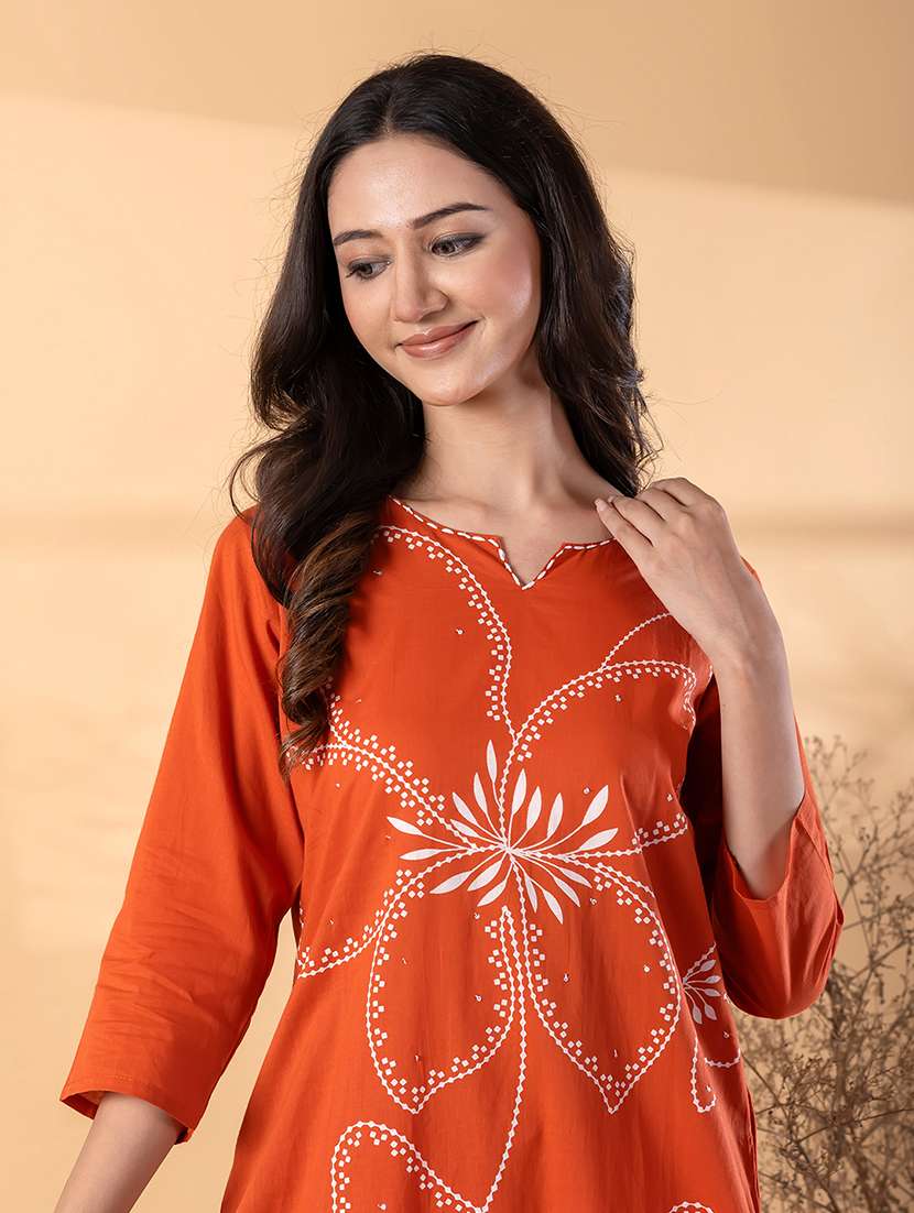 women printed three quarter sleeve kurta pant set  - 22187556 -  Standard Image - 4