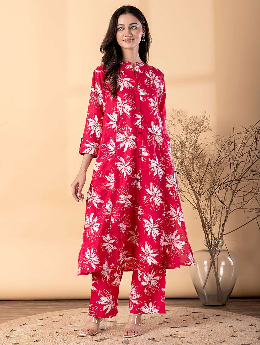 women floral three quarter sleeve kurta palazzo set