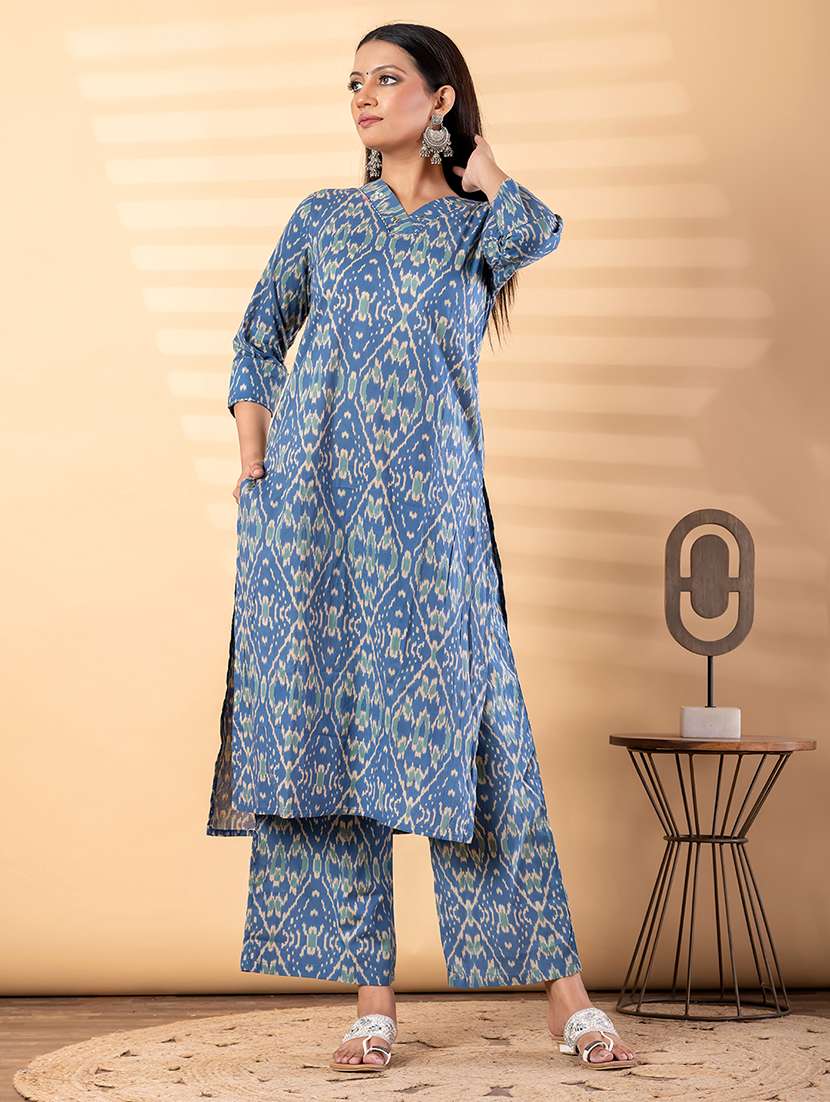 women ikat printed three quarter sleeve kurta palazzo set - 22187574 -  Standard Image - 1