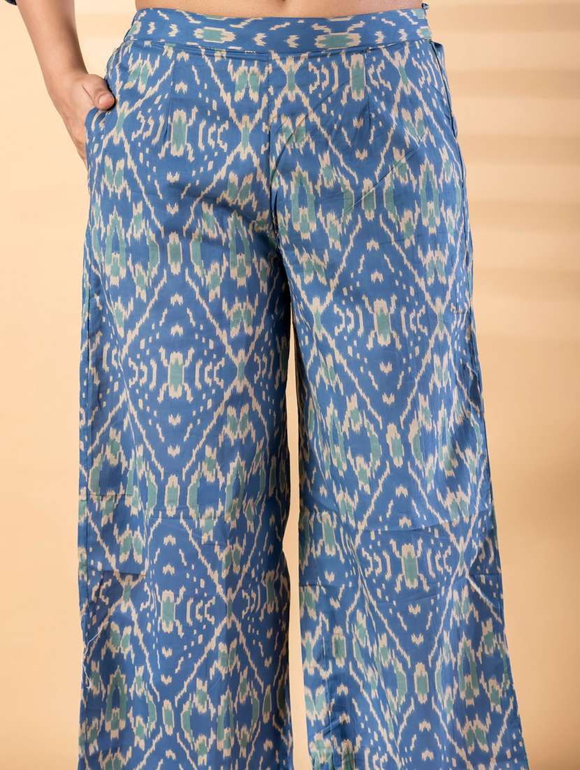 women ikat printed three quarter sleeve kurta palazzo set - 22187574 -  Standard Image - 4