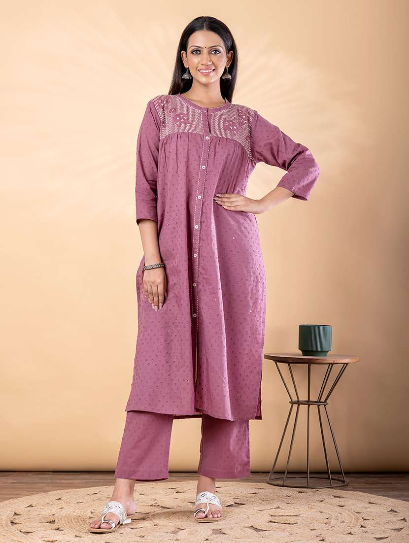 women self design three quarter sleeve kurta pant set - 22187579 -  Standard Image - 1