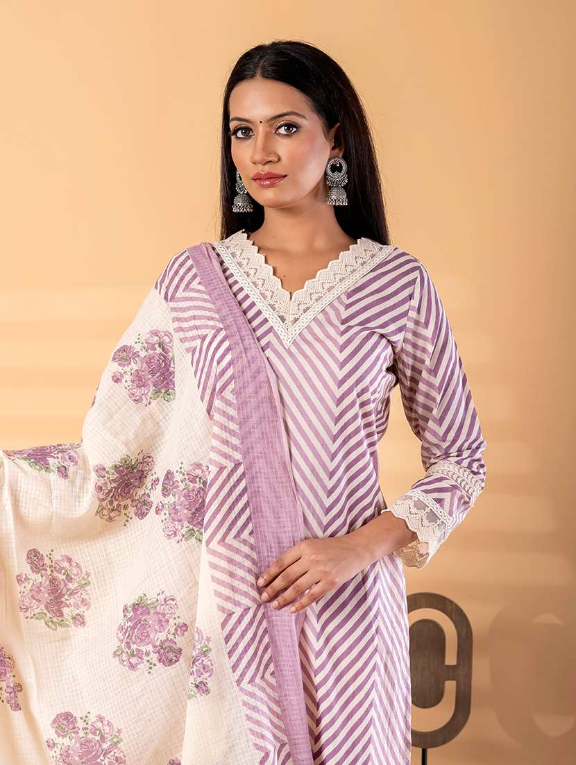 women chevron three quarter sleeve kurta pant with dupatta set - 22187581 -  Standard Image - 4