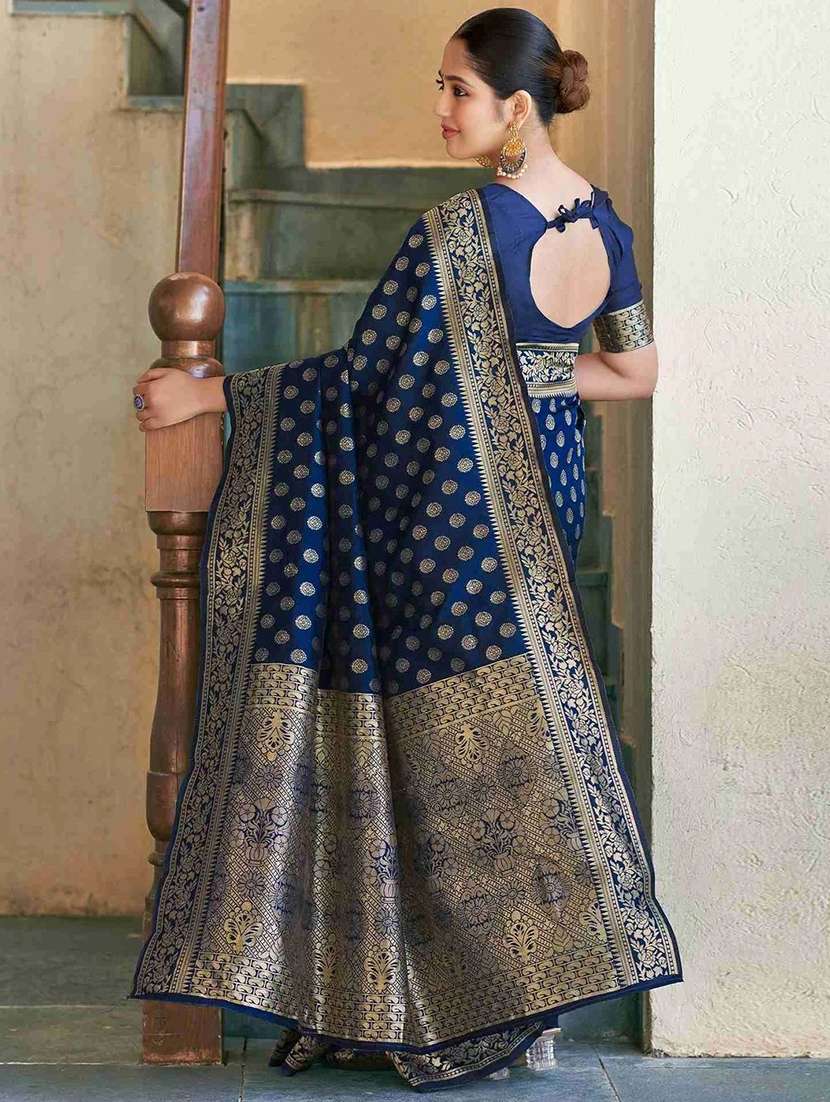 women self design kanjivaram saree with blouse - 22187587 -  Standard Image - 4