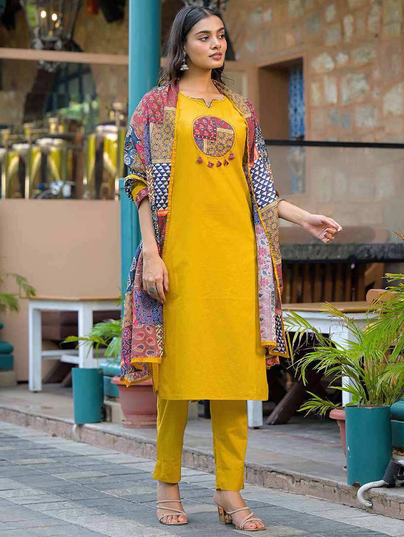 women solid with work three quarter sleeve kurta pant with dupatta set - 22187658 -  Standard Image - 4