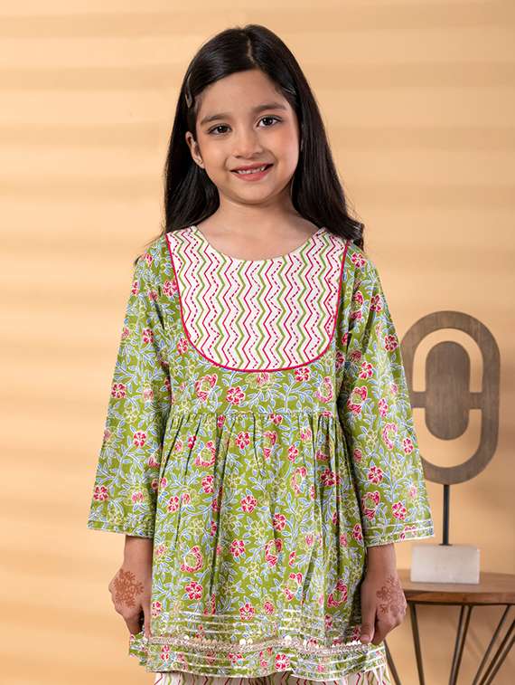 green cotton suit set - 22187750 -  Standard Image - 4
