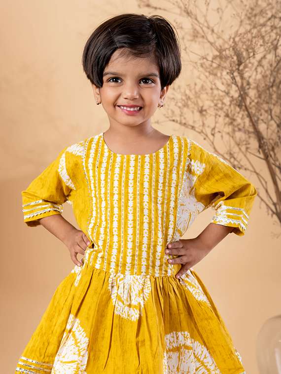 yellow cotton suit set - 22187756 -  Standard Image - 4