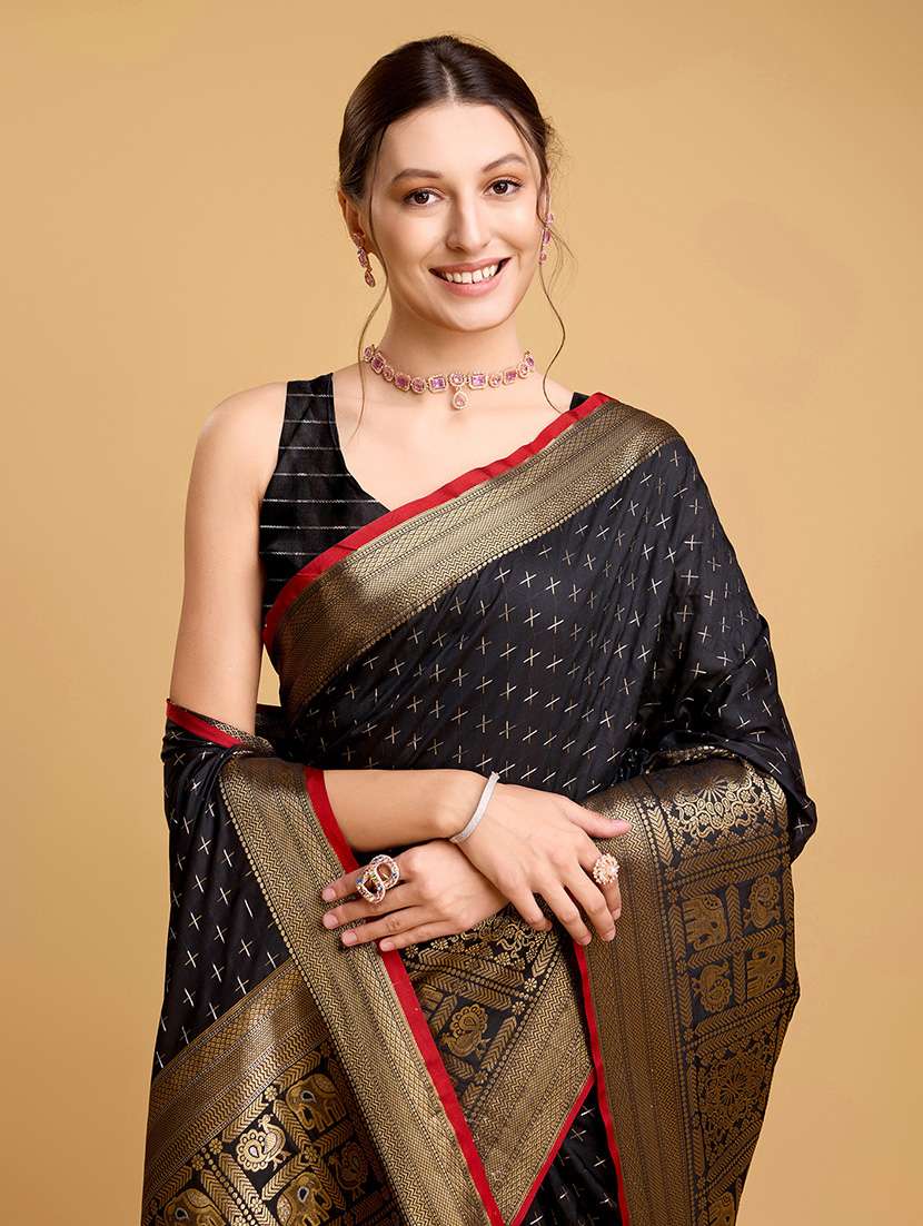 women self design bordered saree with blouse - 22187776 -  Standard Image - 4