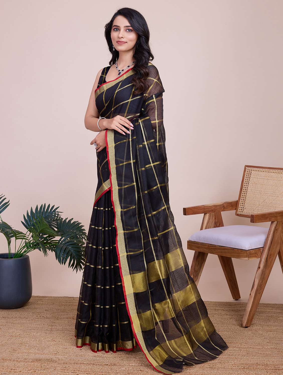 women checkered bordered saree with blouse - 22187792 -  Standard Image - 1
