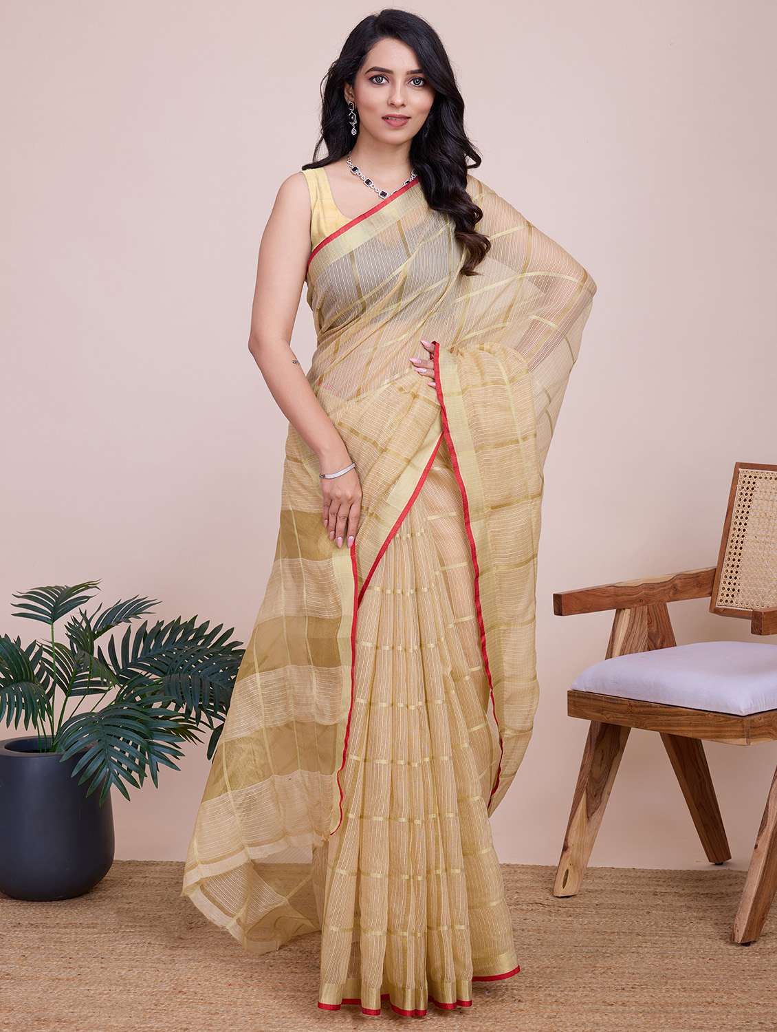 women checkered bordered saree with blouse - 22187793 -  Standard Image - 1
