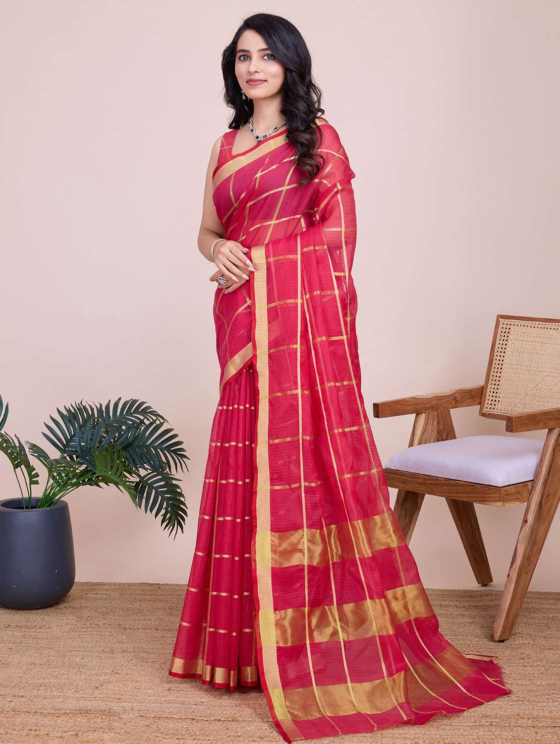 women checkered bordered saree with blouse - 22187794 -  Standard Image - 1
