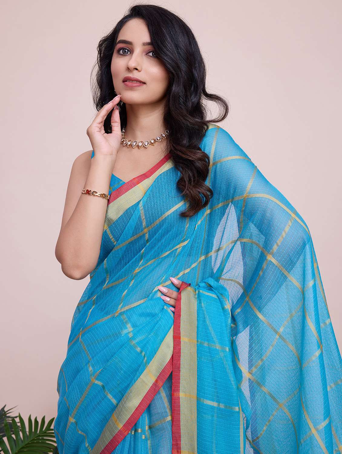women checkered bordered saree with blouse - 22187798 -  Standard Image - 4