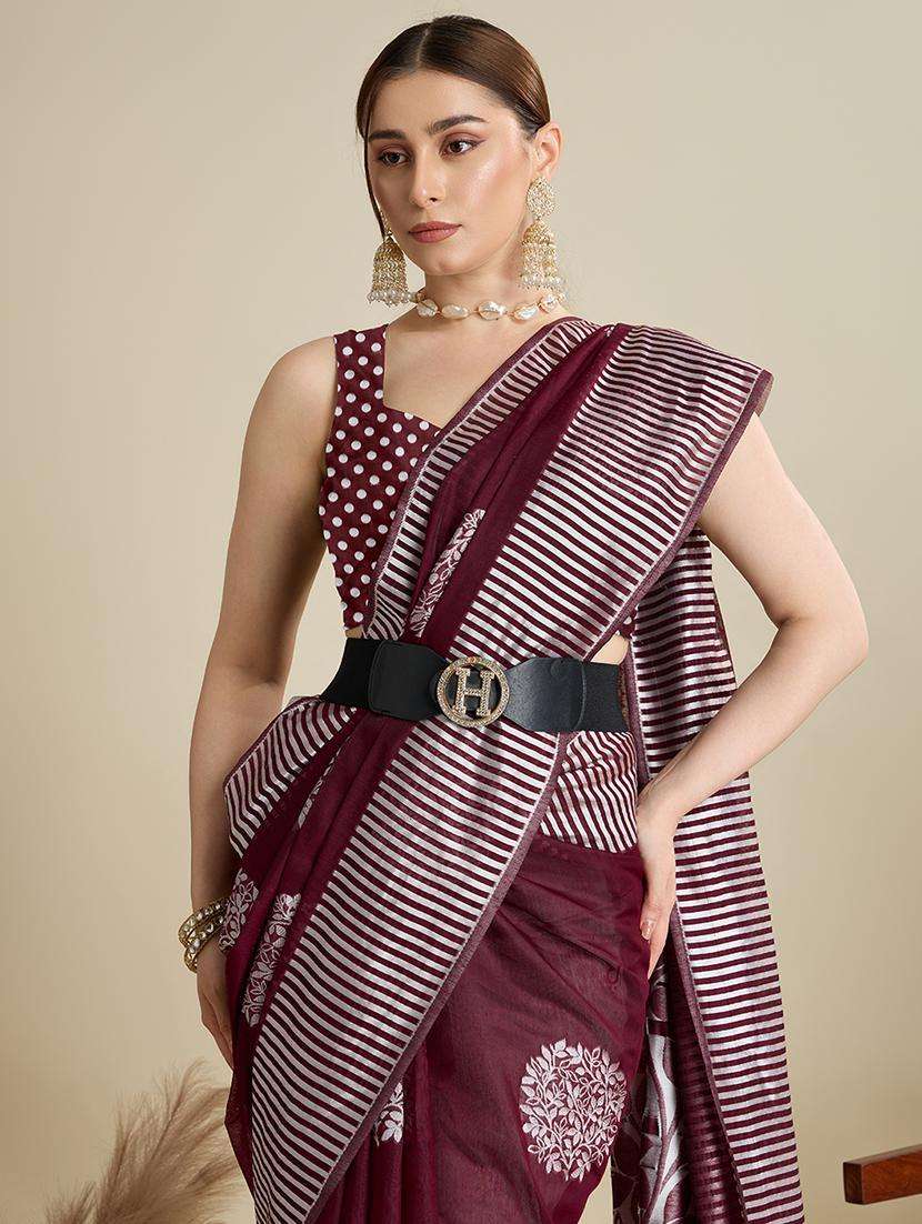 women self design bordered saree with blouse - 22187811 -  Standard Image - 1