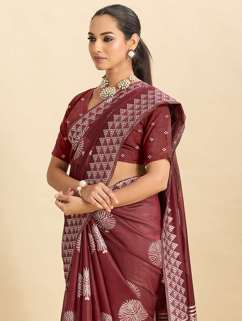 women self design bordered saree with blouse - 22187816 -  Standard Image - 4