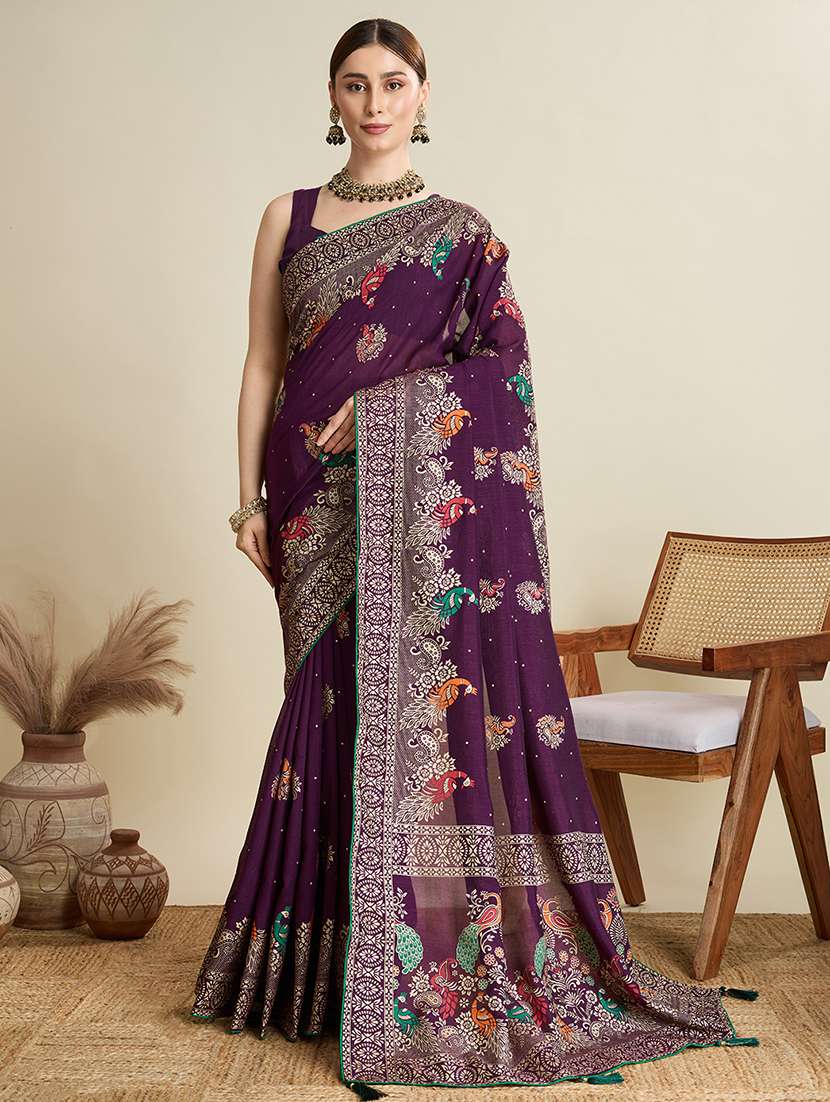 women printed casual wear saree with blouse - 22187829 -  Standard Image - 1