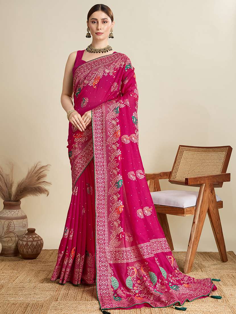 women printed casual wear saree with blouse