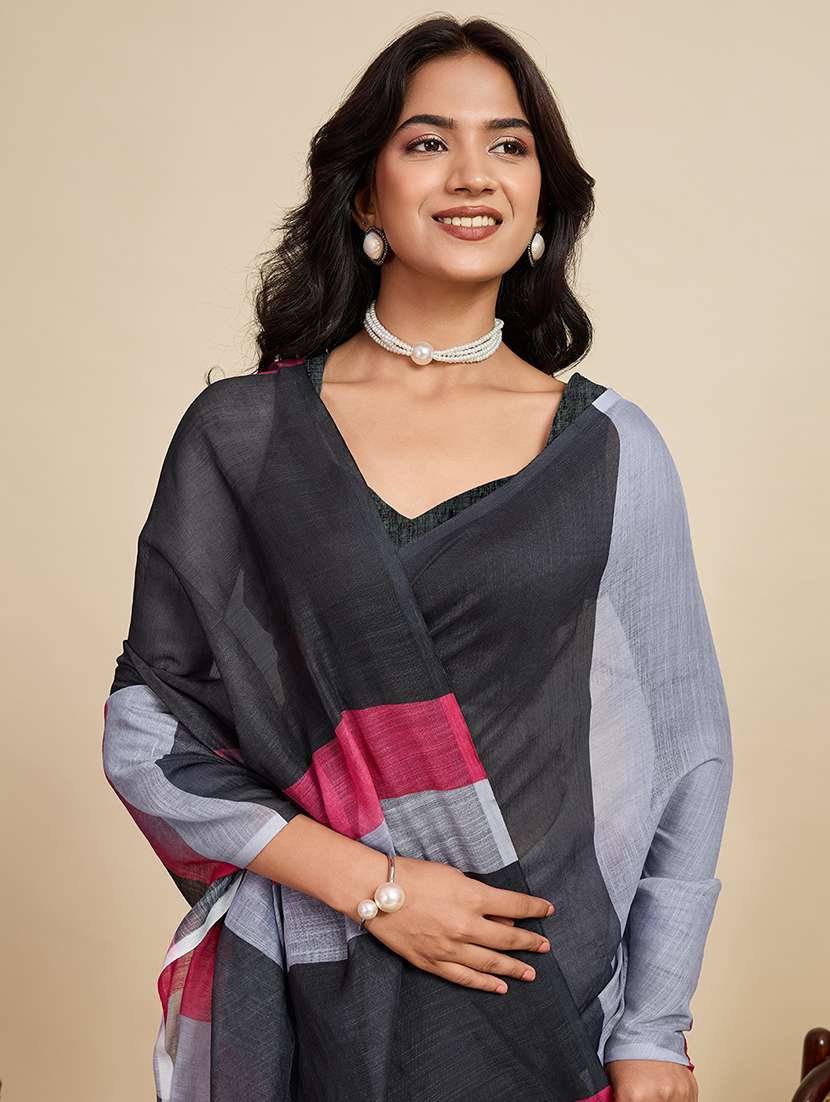 women printed casual wear saree with blouse - 22187840 -  Standard Image - 4