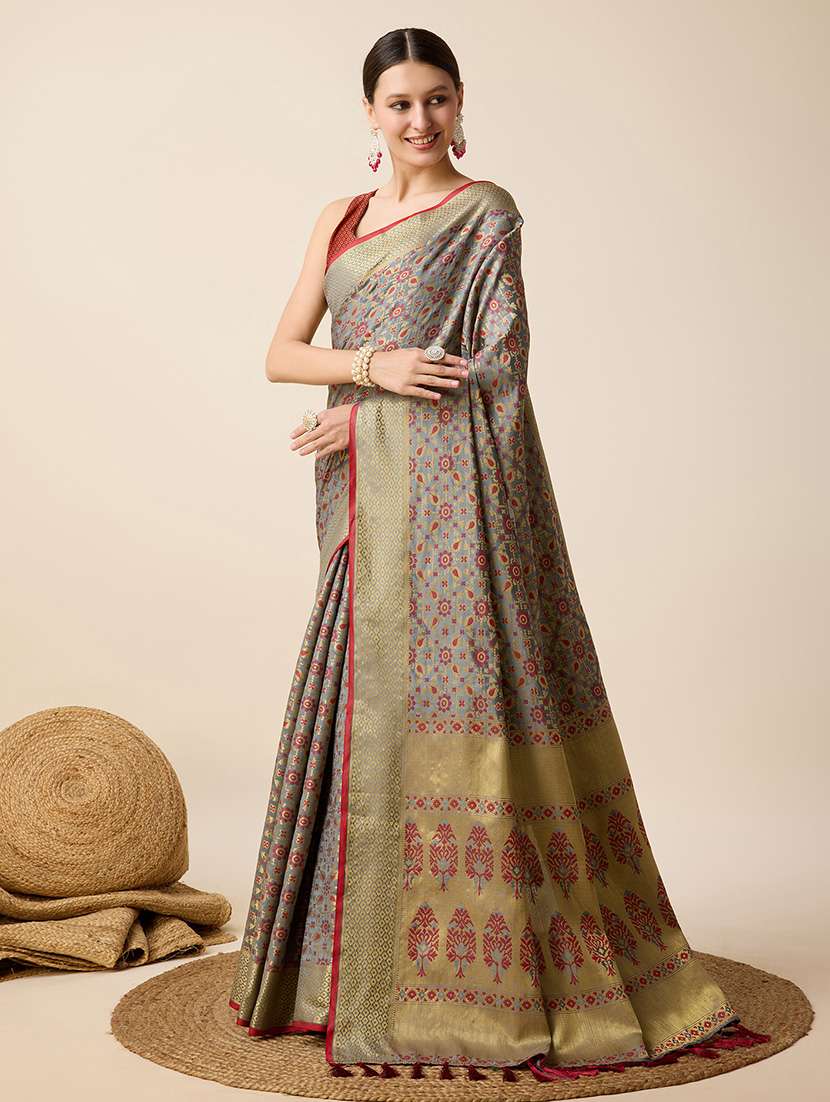 women self design patola saree with blouse - 22187870 -  Standard Image - 1