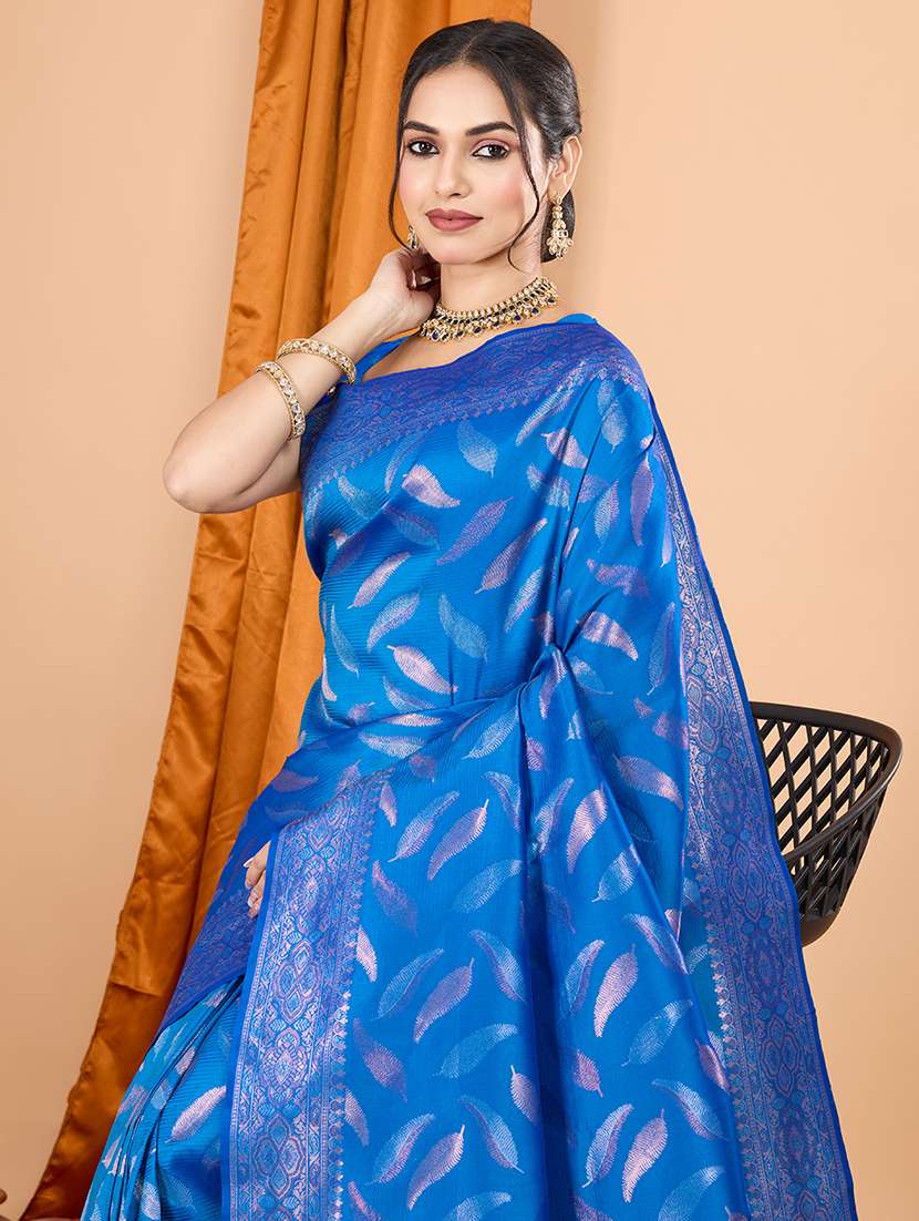women self design bordered saree with blouse - 22187875 -  Standard Image - 4