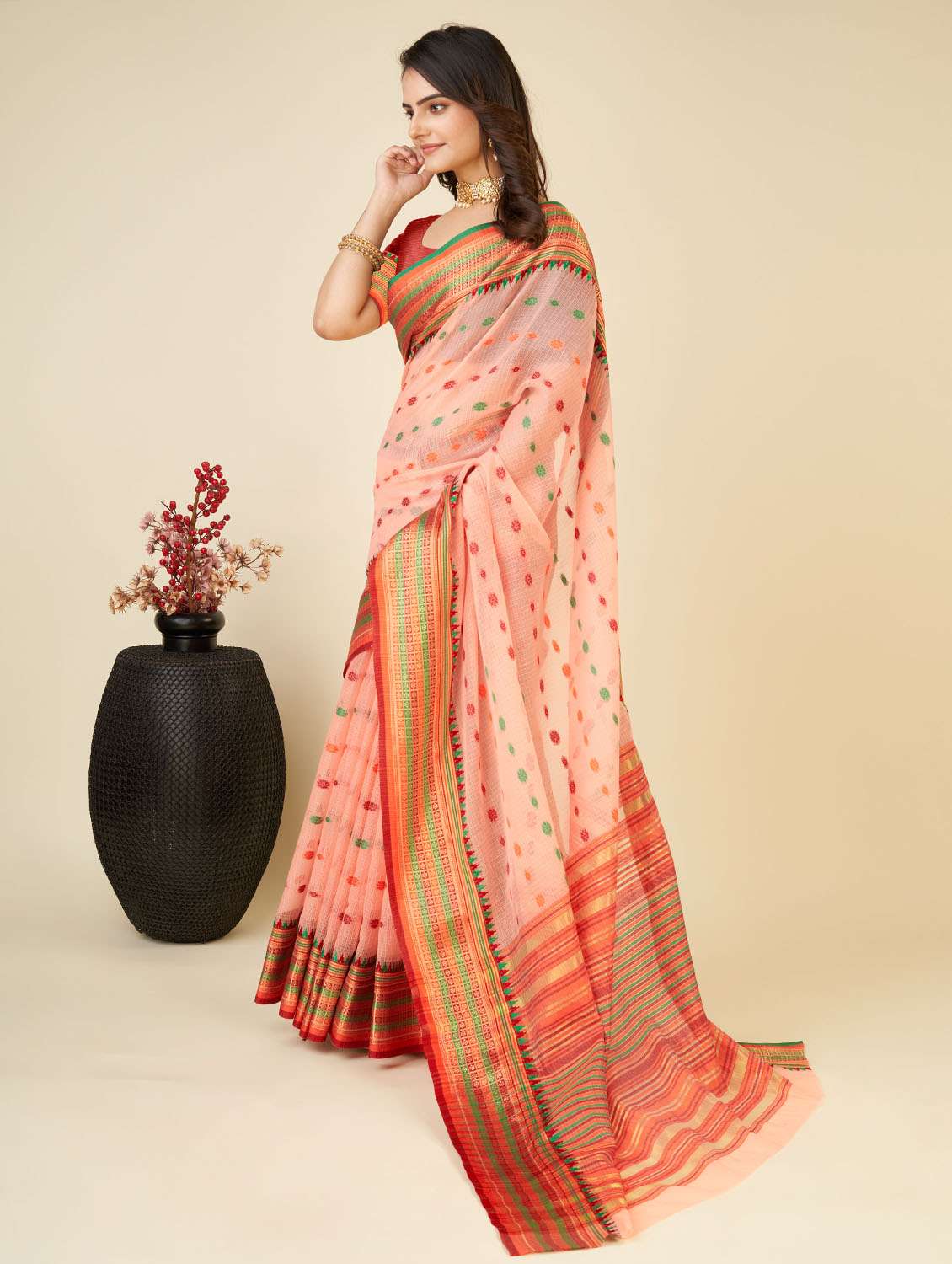 women self design bordered saree with blouse - 22187882 -  Standard Image - 1