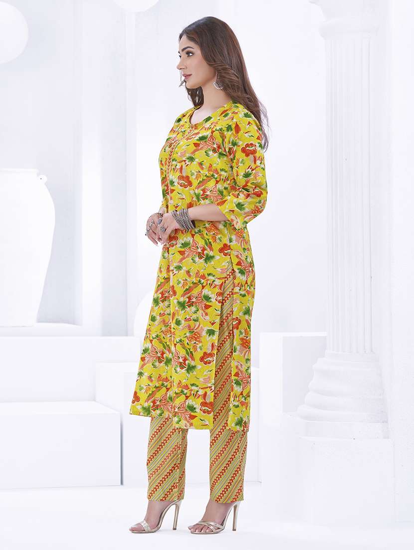 women floral printed three quarter sleeve kurta pant with dupatta set - 22203064 -  Standard Image - 1