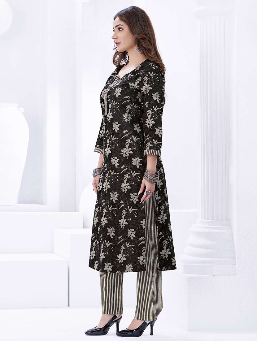 women printed three quarter sleeve kurta pant with dupatta set - 22205729 -  Standard Image - 1