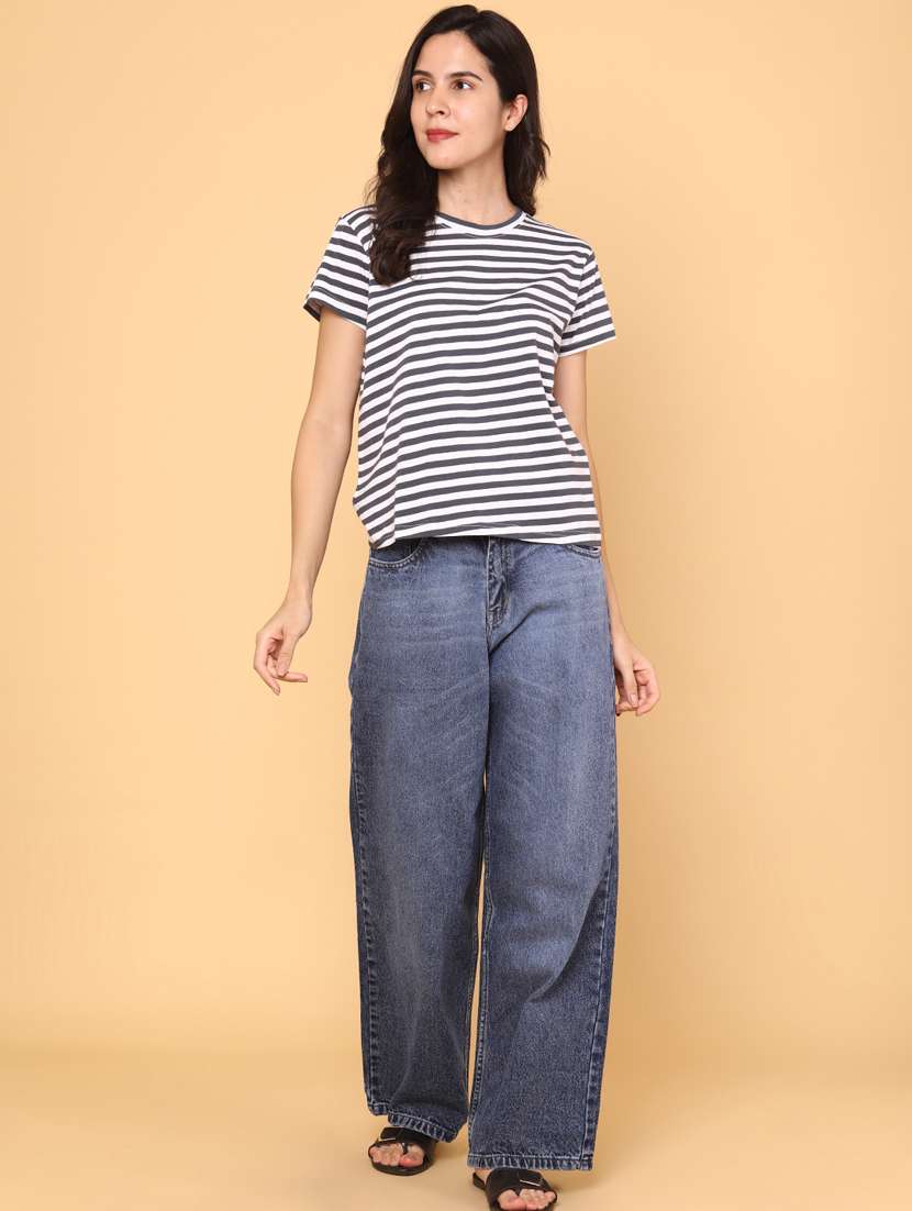 women striped short sleeve t-shirt - 22217110 -  Standard Image - 4