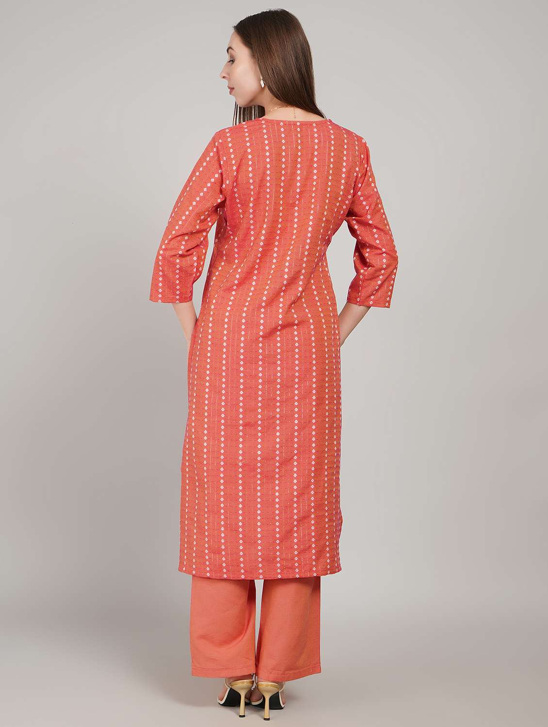 women self design three quarter sleeve kurta pant set - 22217636 -  Standard Image - 4