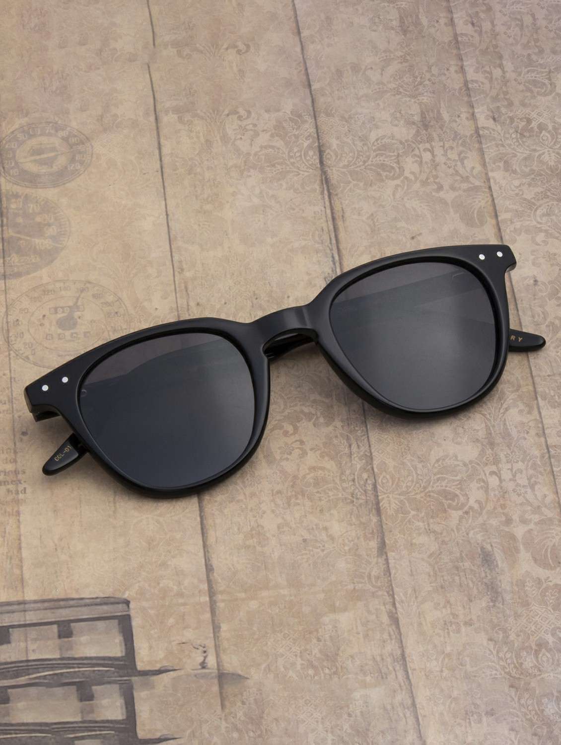 ted smith unisex wayfarer sunglasses polarized  i  grey colour lens