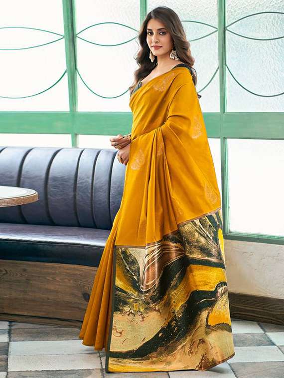 women self design banarasi saree with blouse - 22217940 -  Standard Image - 1