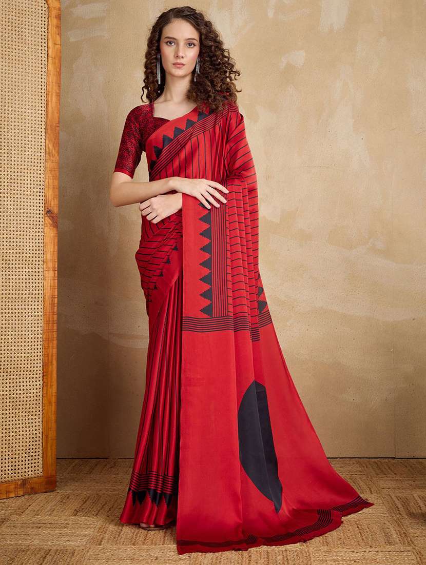 women printed casual wear saree with blouse
