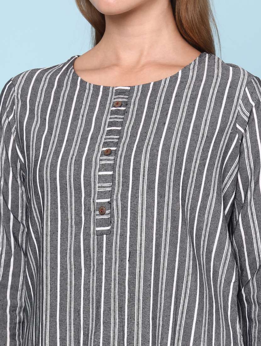 women striped three quarter sleeve straight kurta - 22218326 -  Standard Image - 1