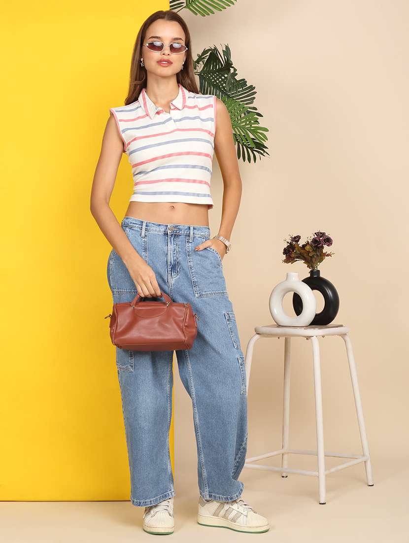 women printed sleeveless collared crop top - 22218777 -  Standard Image - 6