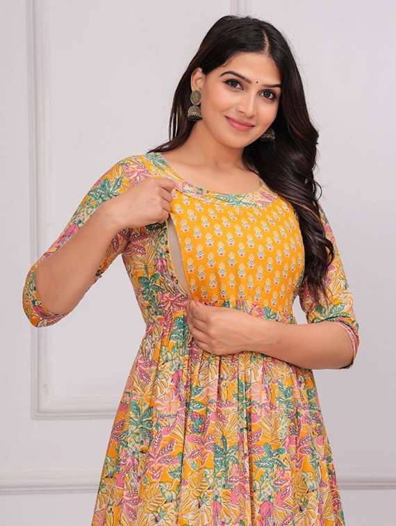 women floral printed three quarter sleeve maternity wear dress - 22218923 -  Standard Image - 4