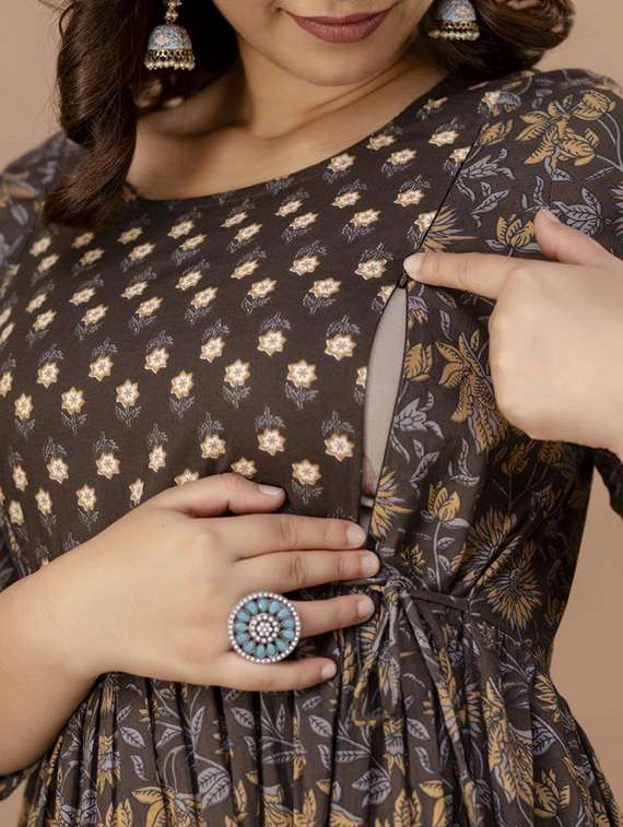 women floral printed three quarter sleeve maternity wear dress - 22218953 -  Standard Image - 4