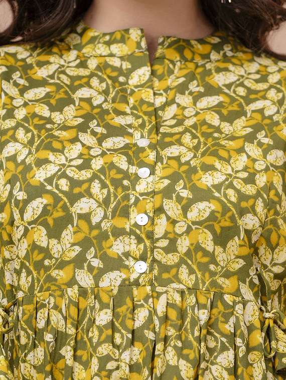 women printed three quarter sleeve a-line ethnic top - 22219129 -  Standard Image - 4