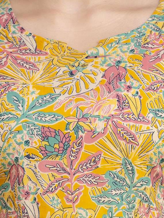 women printed three quarter sleeve straight kurti - 22219159 -  Standard Image - 4