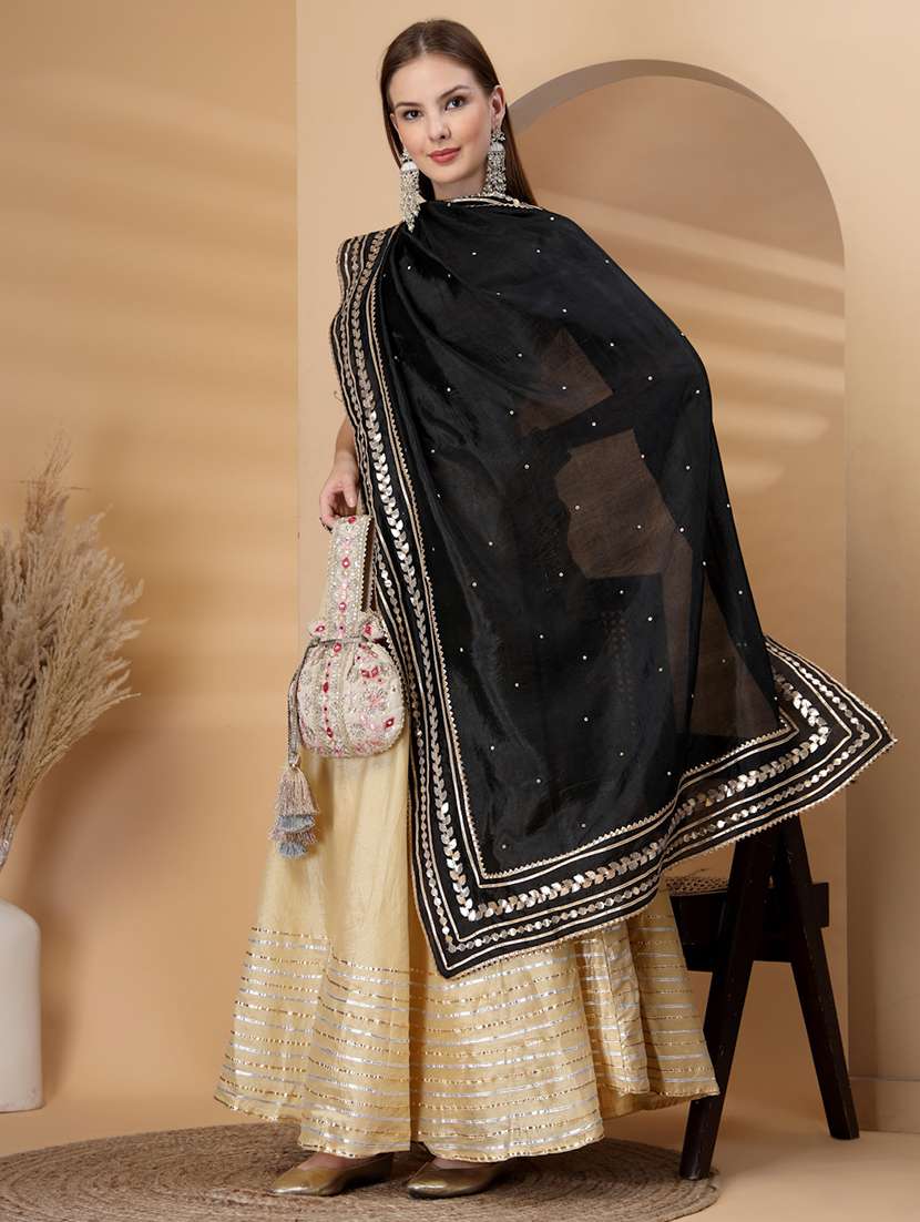 women solid with work gota work dupatta