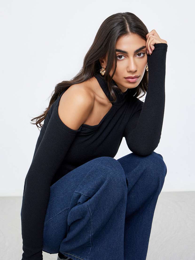 women solid long sleeve cut out straight top - 22219951 -  Standard Image - 1