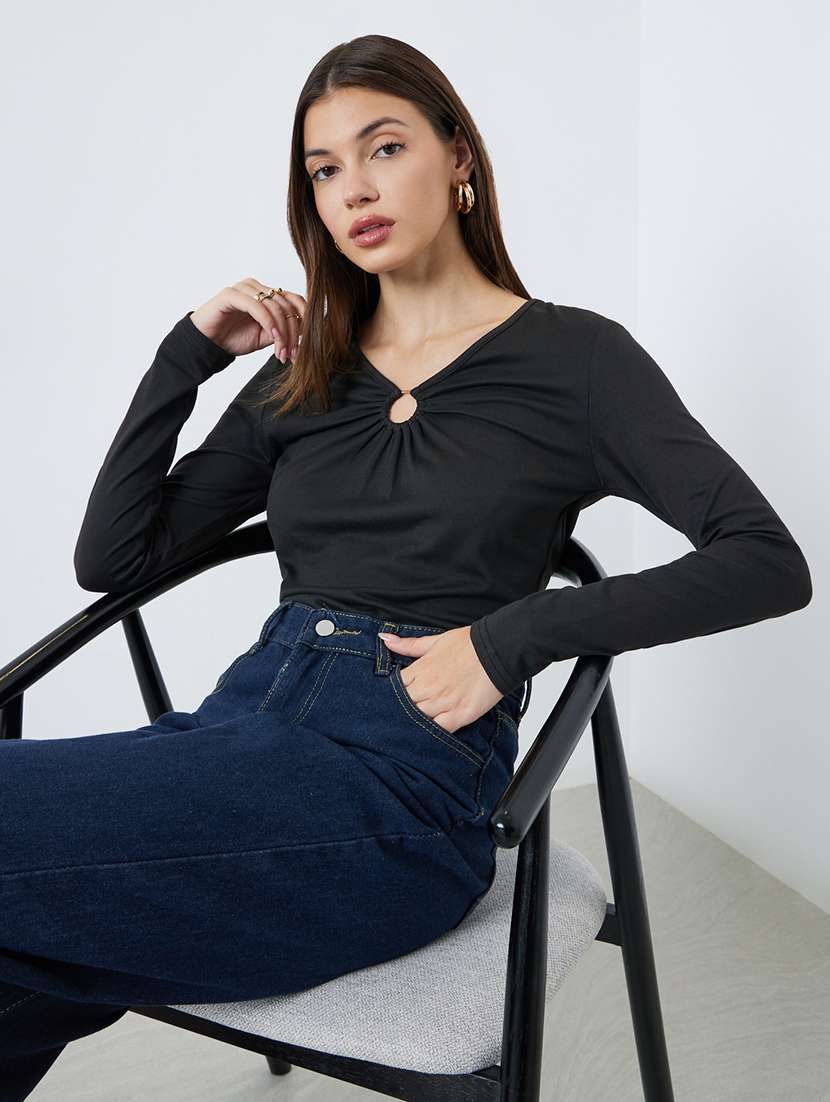 women solid long sleeve straight top - 22219959 -  Standard Image - 1