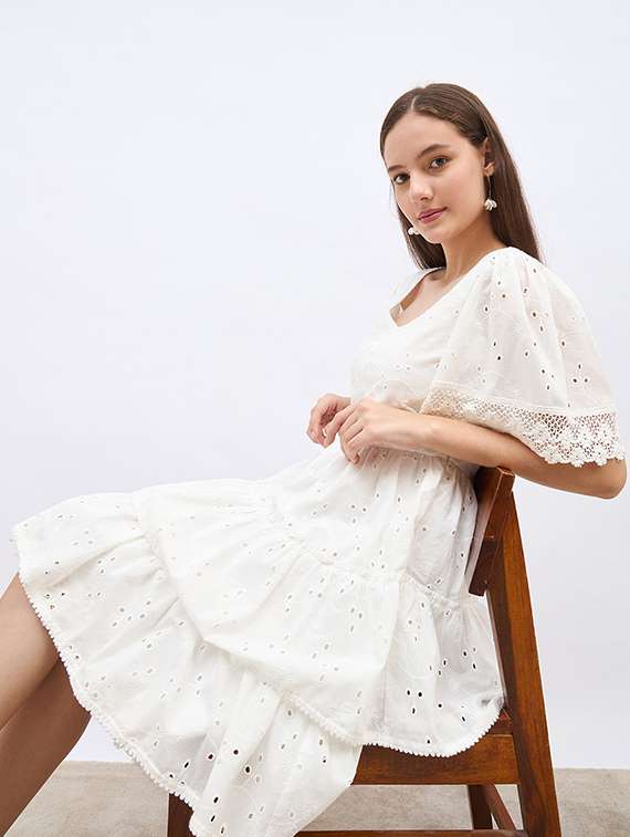 women solid puff sleeve schiffli tiered dress - 22220028 -  Standard Image - 4